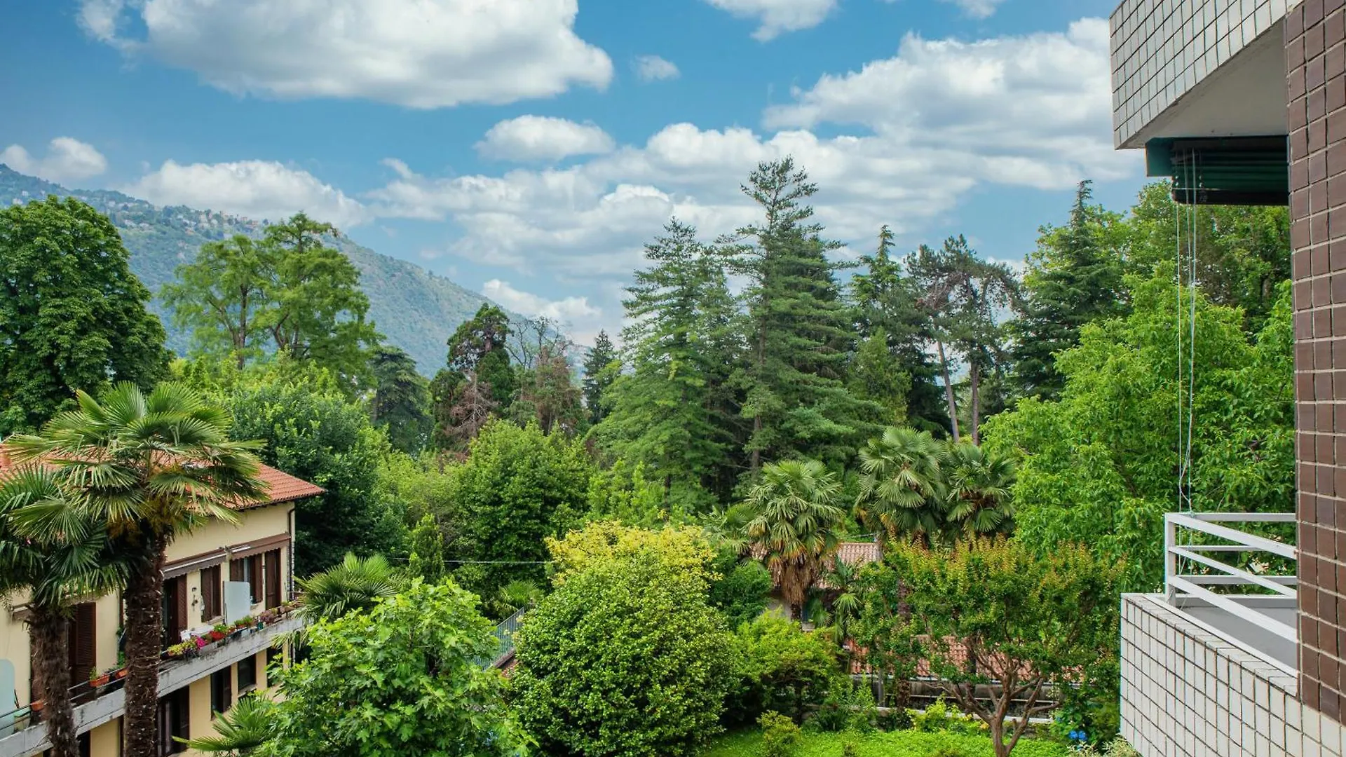 Joivy Stylish 2-Bedroom Apartment By Lake Como